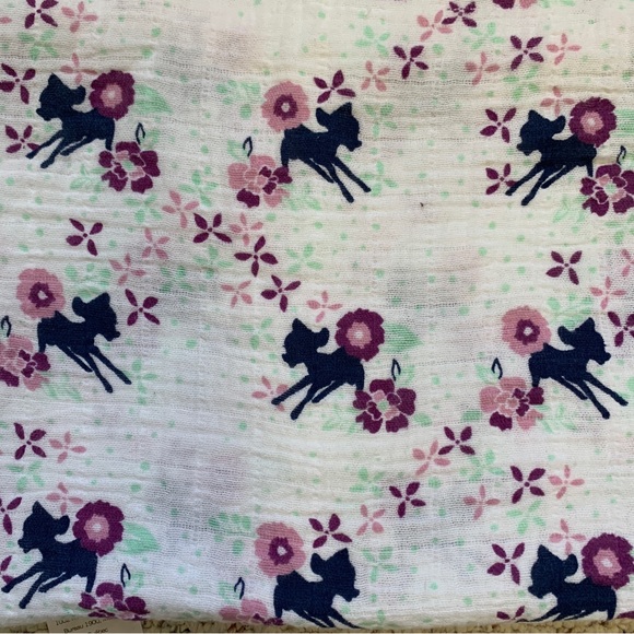 Aden + Anais Disney Baby Bambi Muslin Swaddles - Picture 2 of 9